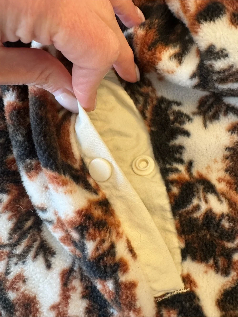 Columbia Women’s Wolf Brown and Cream Printed Fleece Snap-Pullover, sz 2X - Picture 9 of 16